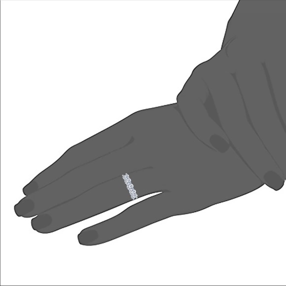 CZ Crystals Silver Ring New - Picture 3 of 4